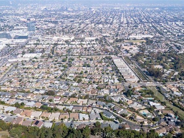 5617 Glenford, Los Angeles CA 90008