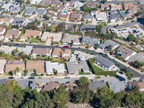 5617 Glenford, Los Angeles CA 90008