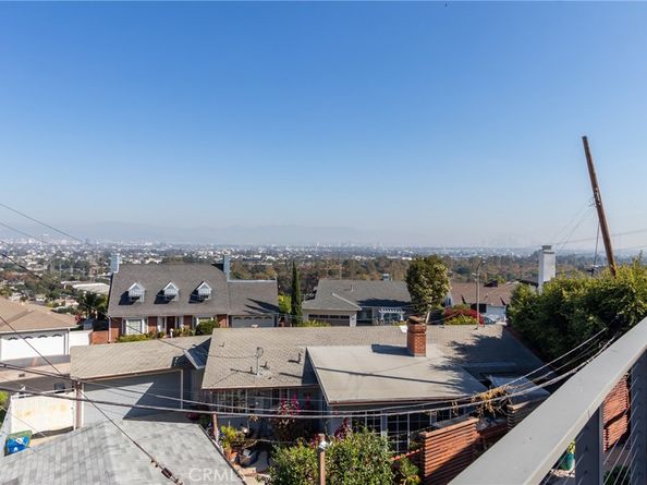 5617 Glenford, Los Angeles CA 90008