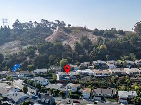 5617 Glenford, Los Angeles CA 90008