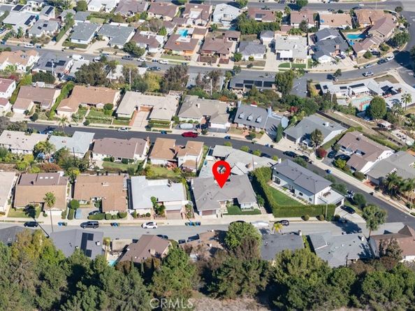 5617 Glenford, Los Angeles CA 90008