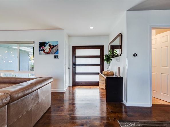 5617 Glenford, Los Angeles CA 90008