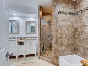 5617 Glenford, Los Angeles CA 90008