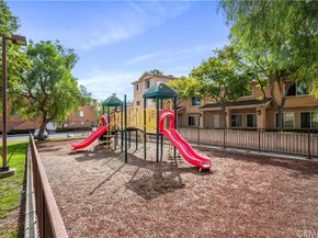 1008 S Harbor Heights Drive B, Harbor City CA 90710