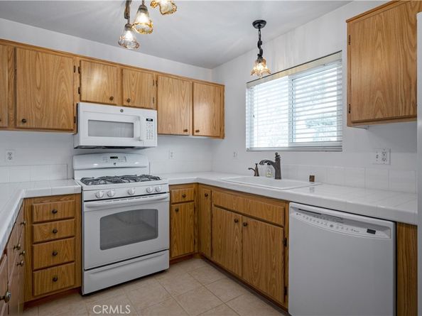 1008 S Harbor Heights Drive B, Harbor City CA 90710