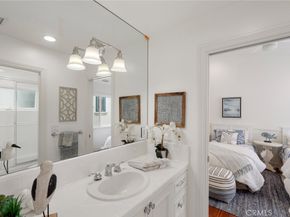 2000 Walnut Avenue, Manhattan Beach CA 90266