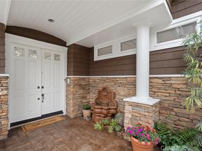 2000 Walnut Avenue, Manhattan Beach CA 90266