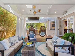 2000 Walnut Avenue, Manhattan Beach CA 90266