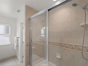 2000 Walnut Avenue, Manhattan Beach CA 90266