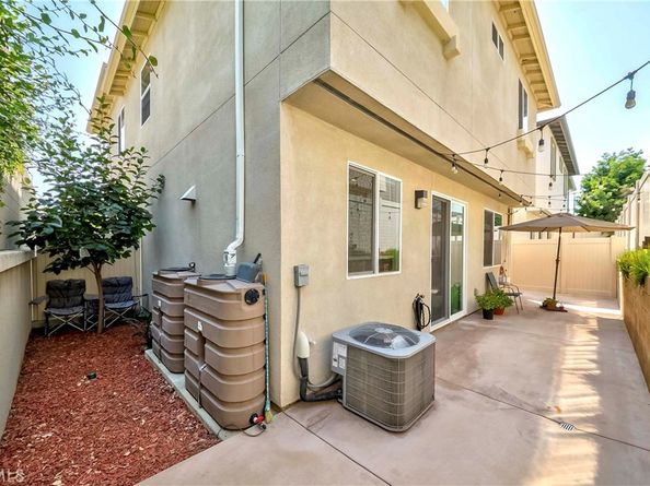 815 W 255th Street, Harbor City CA 90710