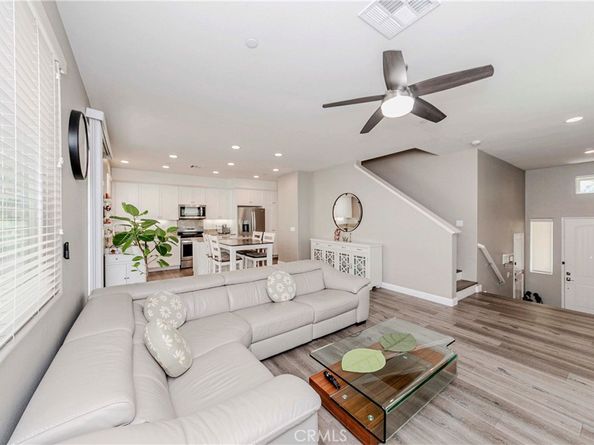 815 W 255th Street, Harbor City CA 90710