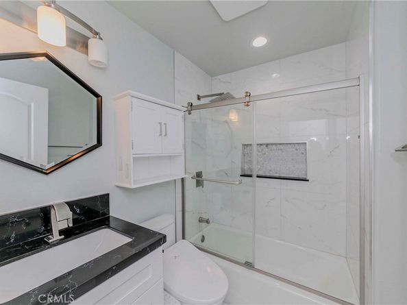 1514 W 207th Street C, Torrance CA 90501