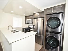 11852 Washington Place 6, Los Angeles CA 90066