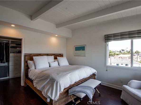 807 El Redondo Avenue, Redondo Beach CA 90277