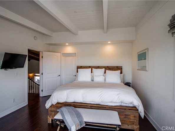 807 El Redondo Avenue, Redondo Beach CA 90277