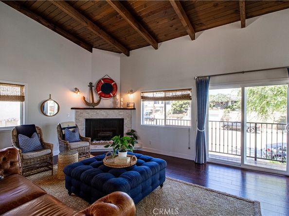 807 El Redondo Avenue, Redondo Beach CA 90277