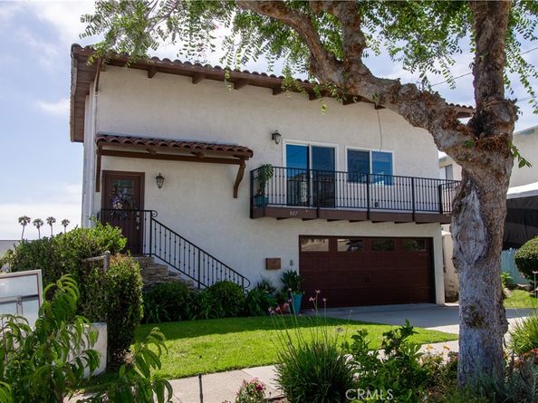 807 El Redondo Avenue, Redondo Beach CA 90277