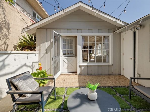 525 Manhattan Beach Boulevard, Manhattan Beach CA 90266