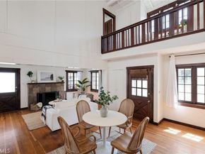 525 Manhattan Beach Boulevard, Manhattan Beach CA 90266
