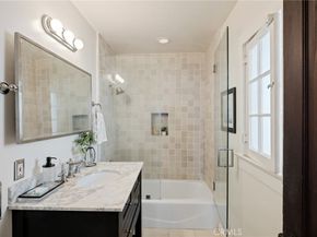 525 Manhattan Beach Boulevard, Manhattan Beach CA 90266