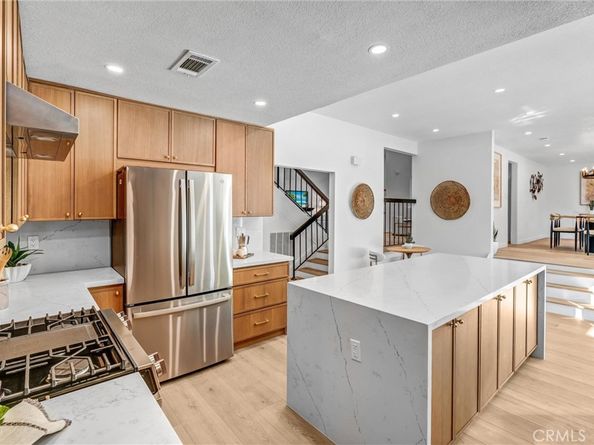 27064 Esward Drive, Calabasas CA 91301