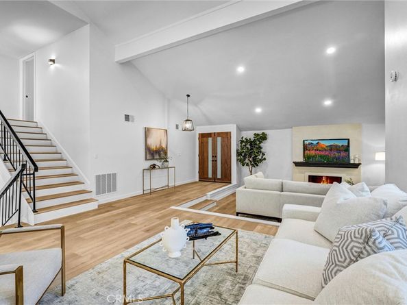 27064 Esward Drive, Calabasas CA 91301