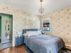 19612 Schoolcraft, Reseda CA 91335