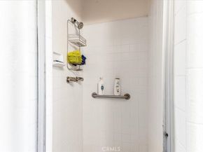 19612 Schoolcraft, Reseda CA 91335