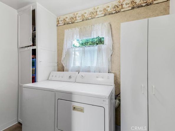 19612 Schoolcraft, Reseda CA 91335