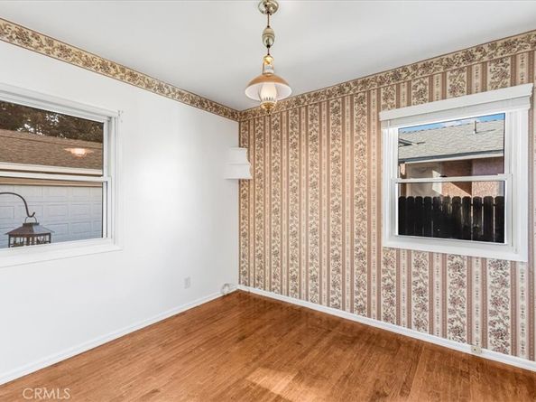 19612 Schoolcraft, Reseda CA 91335