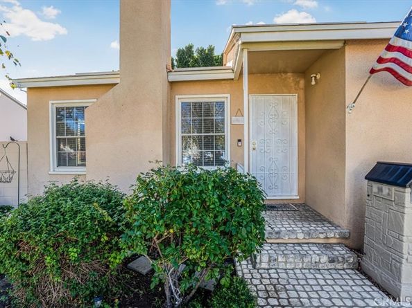 19612 Schoolcraft, Reseda CA 91335