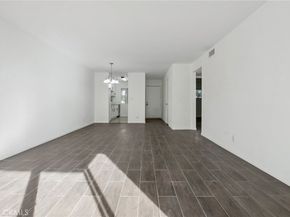 20134 Leadwell Street 263, Winnetka CA 91306