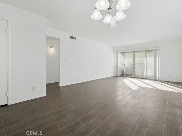 20134 Leadwell Street 263, Winnetka CA 91306