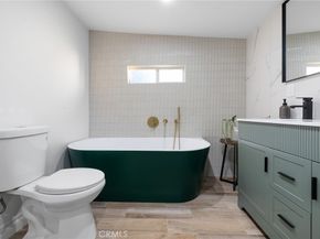 10607 Whitegate Avenue, Sunland CA 91040