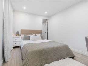 10607 Whitegate Avenue, Sunland CA 91040