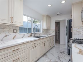 9502 Laurel Canyon, Arleta CA 91331