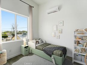 9709 Willis, North Hills CA 91343