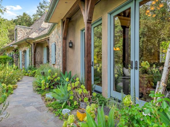 3439 Dorothy Road, Topanga CA 90290