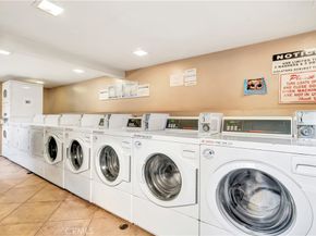 7308 Corbin Avenue G, Reseda CA 91335