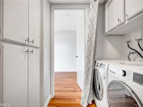 7308 Corbin Avenue G, Reseda CA 91335