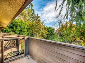 7308 Corbin Avenue G, Reseda CA 91335