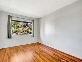 7308 Corbin Avenue G, Reseda CA 91335