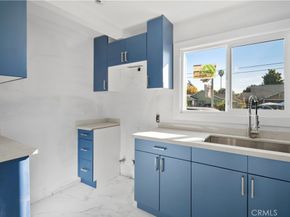 1257 W Vernon, Los Angeles CA 90037