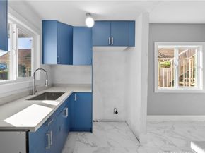 1257 W Vernon, Los Angeles CA 90037