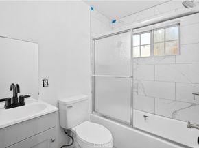 1257 W Vernon, Los Angeles CA 90037