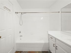 2339 34th 38, Santa Monica CA 90405
