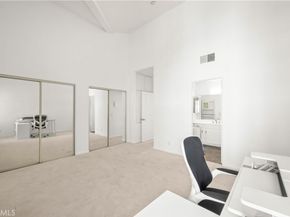 2339 34th 38, Santa Monica CA 90405