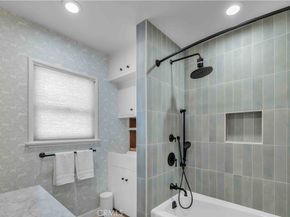 20935 Avenue San Luis, Woodland Hills CA 91364