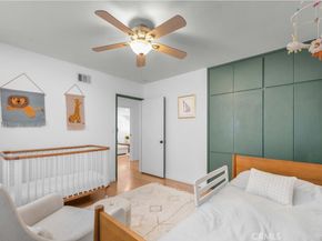 20935 Avenue San Luis, Woodland Hills CA 91364