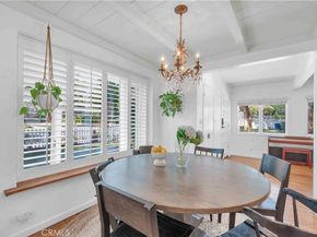 20935 Avenue San Luis, Woodland Hills CA 91364